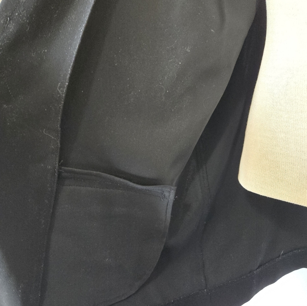 MOLLY BRACKEN  Black lightweight Blazer with Striped Racing Trim. Size XL - Picture 9 of 13